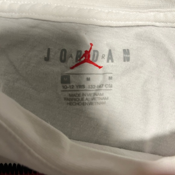 Jordan/Nike T-Shirt - Picture 3 of 3